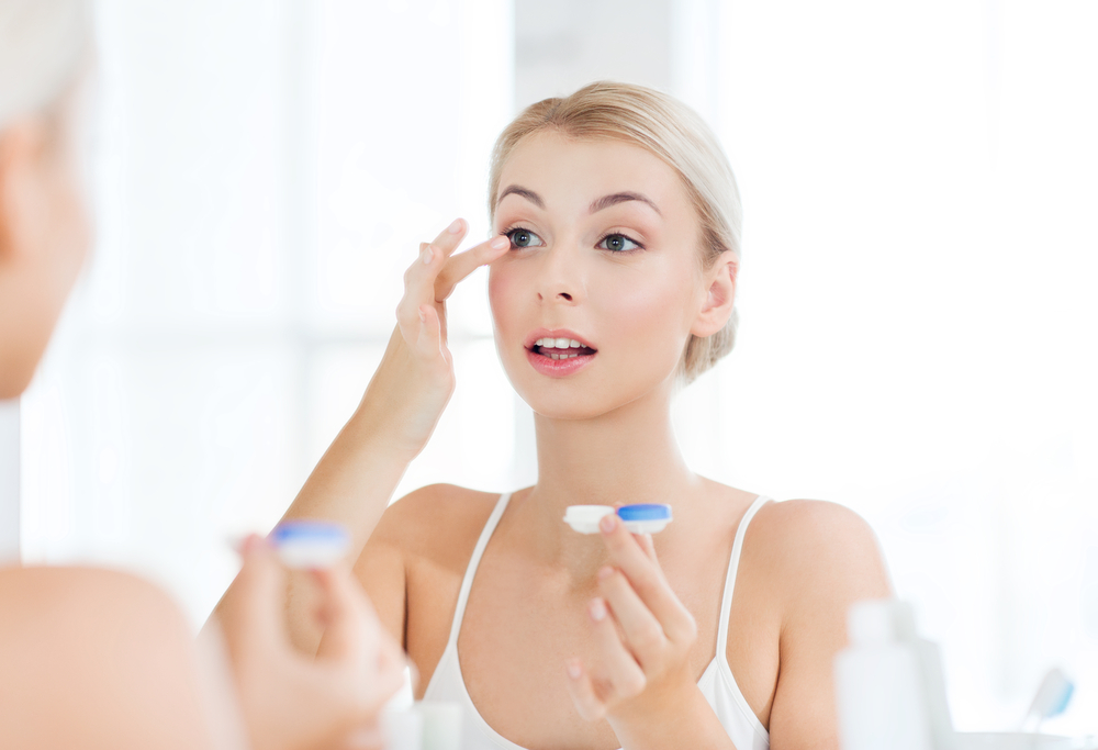 What to know about brand-name vs generic contact lenses